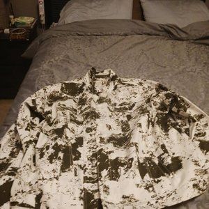 FRWD BRAND MENS  WHITE AND  BLACK SPOTTED JACKET SIZE AND PANTS